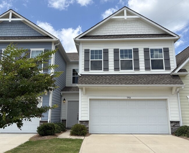 Building Photo - Updated 3 Bedroom Townhome with Harrisburg Schools