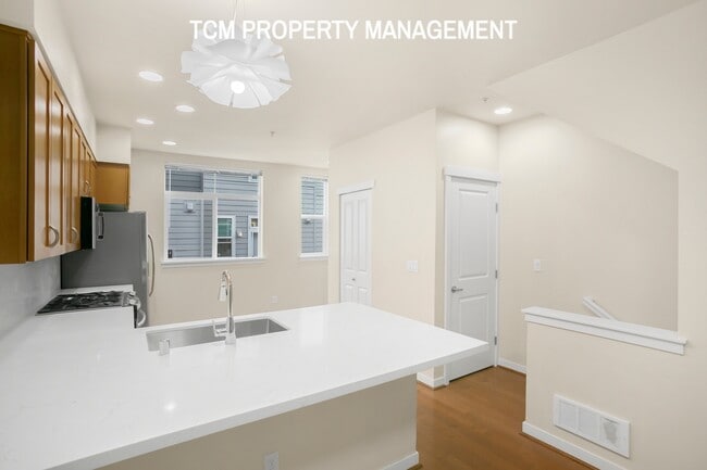Photo - 2199 NW Moraine Pl