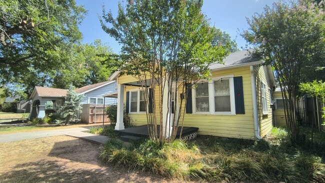 1704 NW 41st St