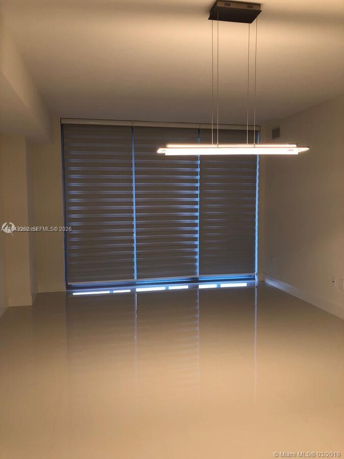 Photo - 16385 Biscayne Blvd Unit 618