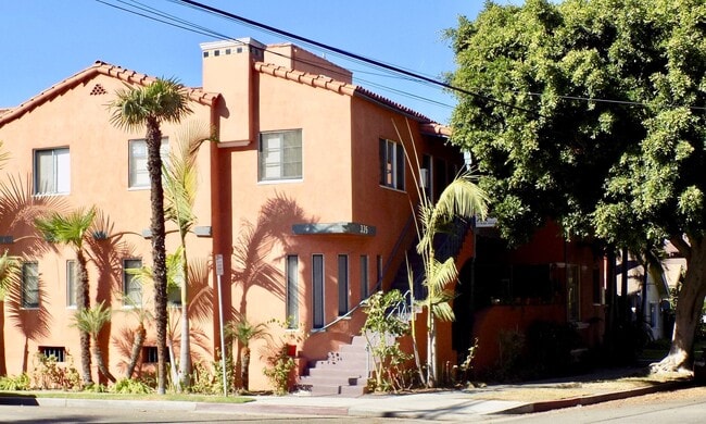 335 Junipero Ave