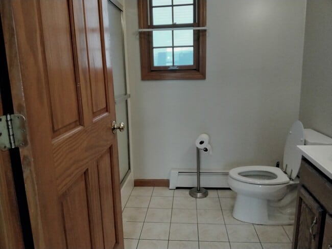 Photo - 295 Center St