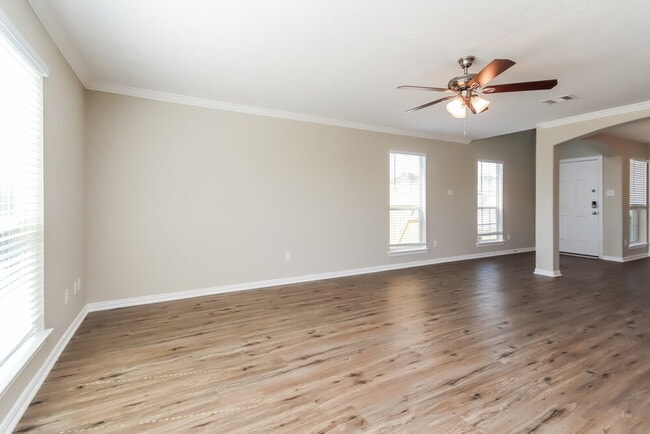 2702 Shearwater Bend Dr