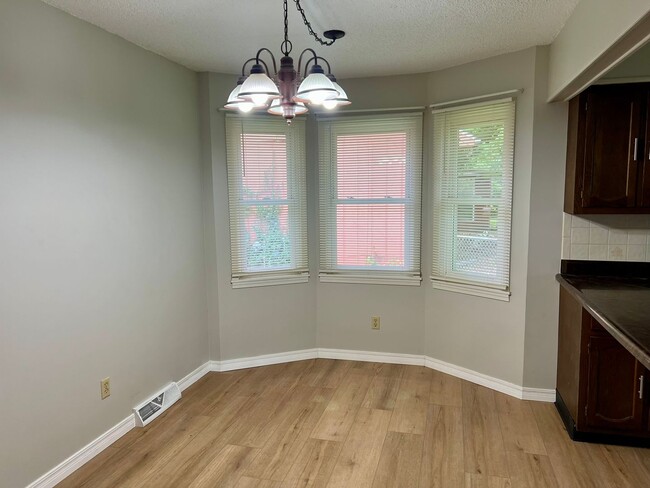 Photo - 3 Bed, 2 Bath in south central Springfield