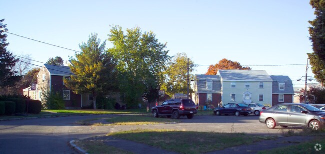 Photo - 1-31 Yardarm Ln