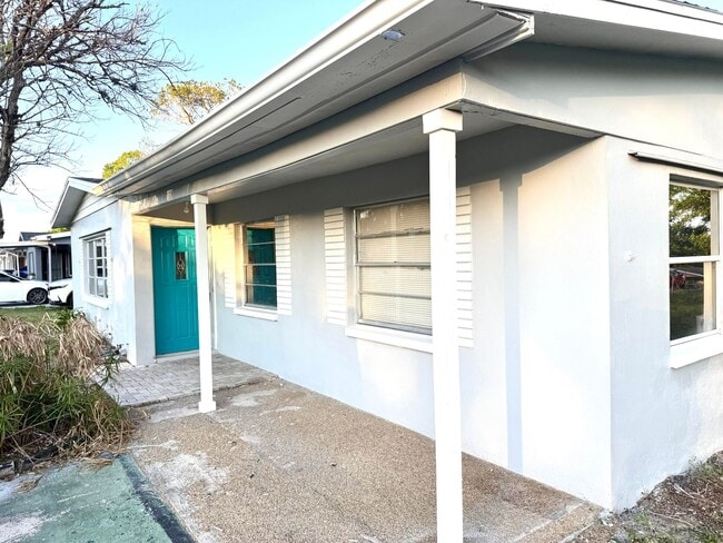 Photo - 2 Bed/1 Bath AVAILABLE NOW!