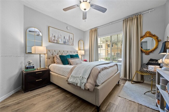 Photo - 2544 Centergate Dr Unit 106