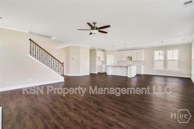 Photo - 196 Brickhill Cir