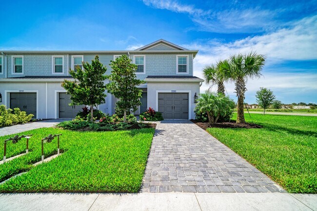 Photo - 2206 Washington Palm Ct