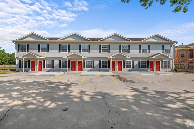 Building Photo - Townhomes on Anita Unit 1