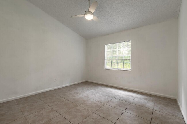 91 Wellwood Ln