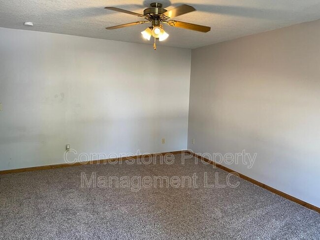 Photo - 622-624 5th - 622