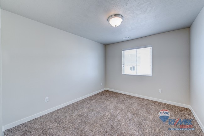 Photo - Overlook At Rosecrest