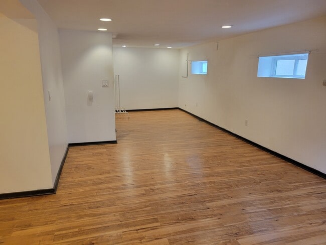 Photo - 5032 35th Ave SW Unidad Basement MIL