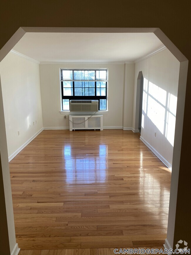 Building Photo - 60 Brattle St Unit 605 Rental