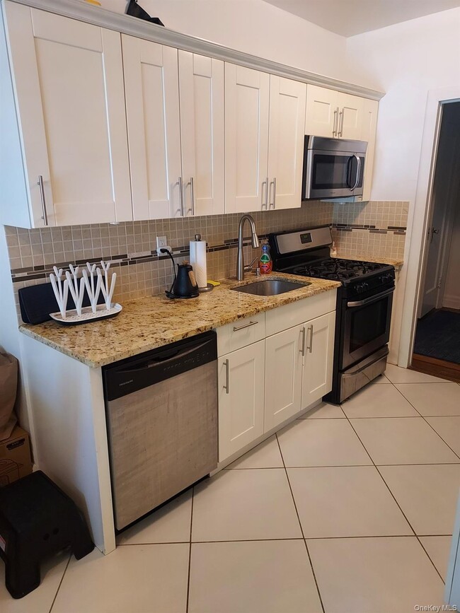 Photo - 12 Hamilton Pl Unit A8