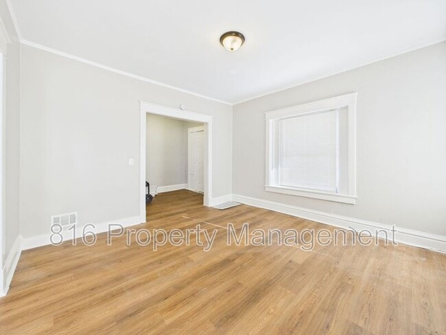 Photo - 2712 Park Ave