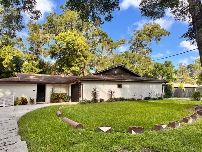 Building Photo - RENTAL