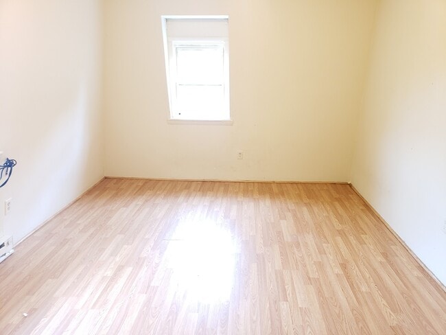 Photo - Charming 2Bed/1Bath Semi-Detached Home in Allentown!