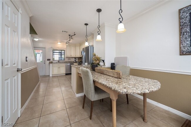 Photo - 9639 Eaton Gardens Ln