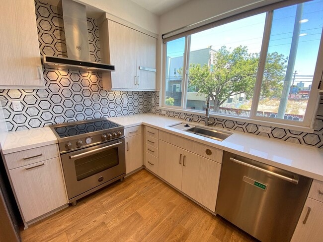 Photo - Advent - Three Story Townhome W/ Attached ...