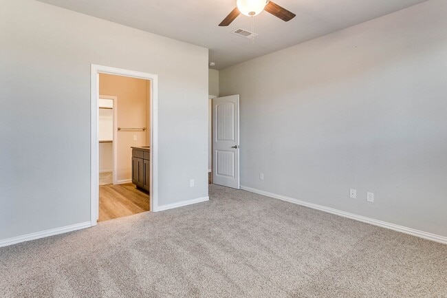Photo - ? 1/2 Off First Month’s Rent! ?
