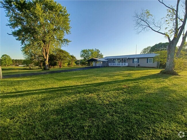 Building Photo - 1251 SC-59 Rental