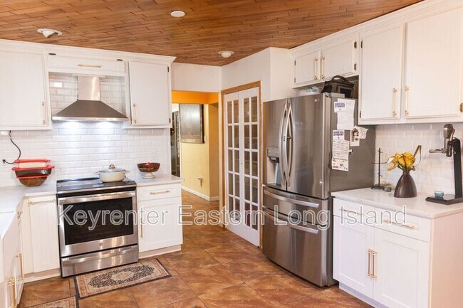 Photo - 30 Dumond Pl