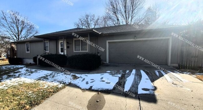Photo - Beautiful Ranch Home in Shawnee-Available in SEPTEMBER!!!