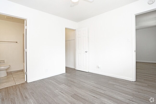 SUR Apartments