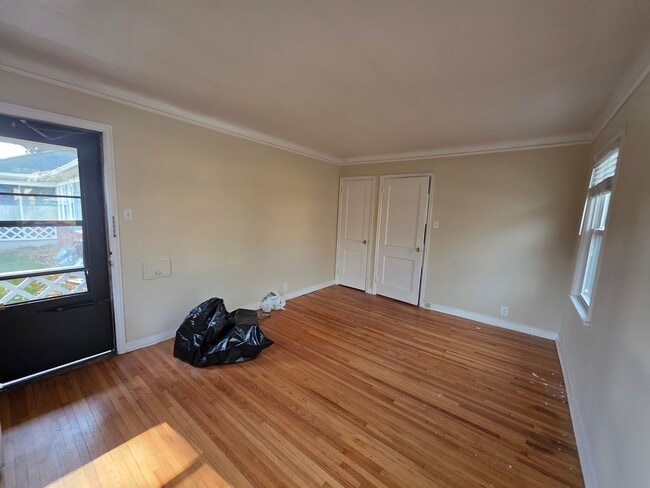 Photo - 2056 Bayard Ave Unit 1