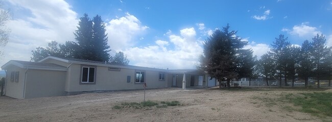 Building Photo - 490 Merino Dr Rental