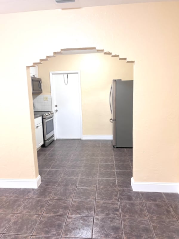 Photo - 209 NW 10th St