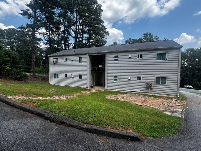 Photo - Room in Apartment on Gresham Park Dr
