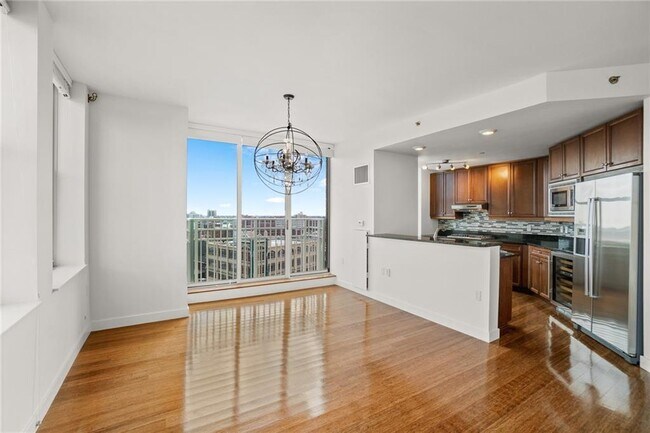 Photo - 1 W Exchange St Unit 1907