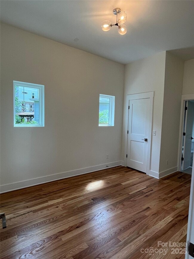 Photo - 1608 Julia Maulden Pl