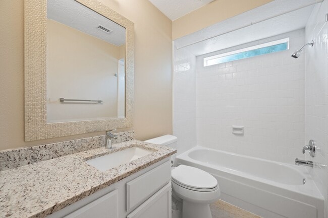 Building Photo - 3411 Valley Gardens Dr