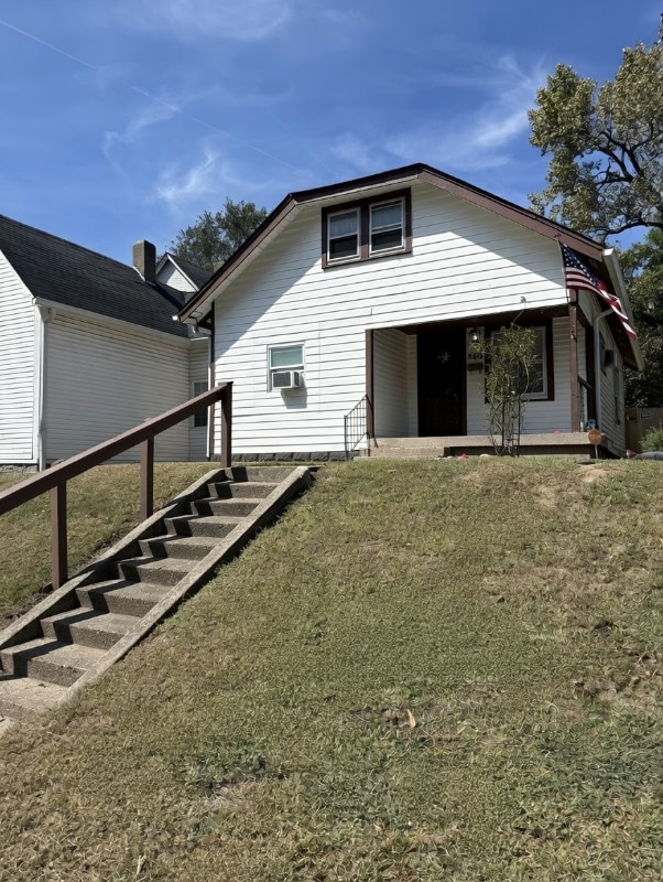 Photo - 866 W 25th St