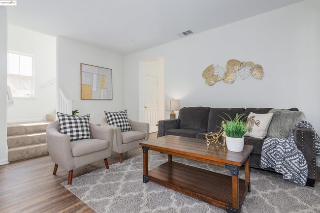 Photo - 411 Canyon Ct