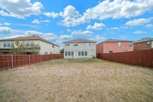 Photo - 5107 Meridian Farm