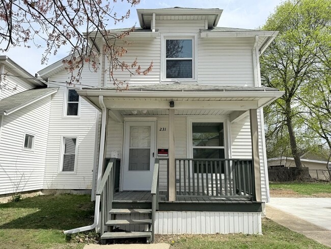 Building Photo - 1701 E Ganson St Unit Orange - 231