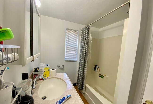 Photo - 99 Sheridan St Unit 1
