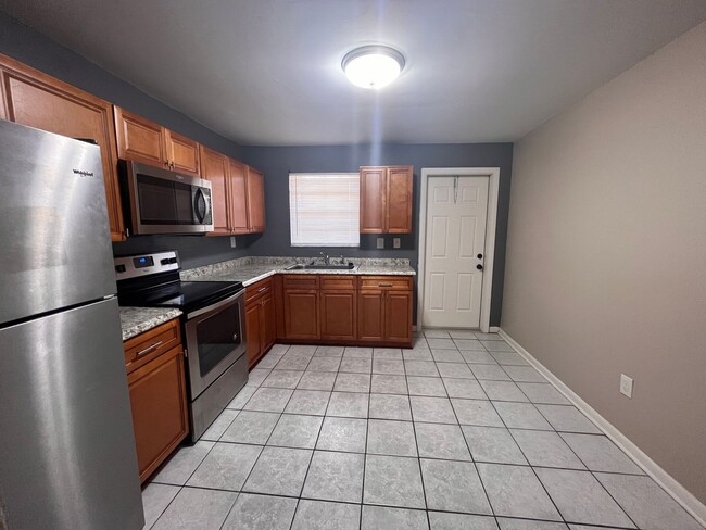 Photo - Allancar 164 Unit 2