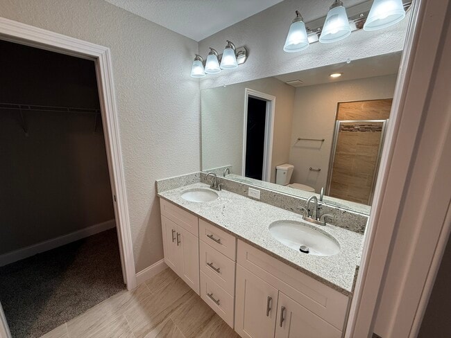 Photo - 4189 Radford Rd