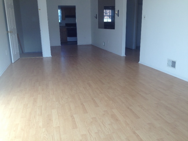 Photo - 804 Woodchip Rd