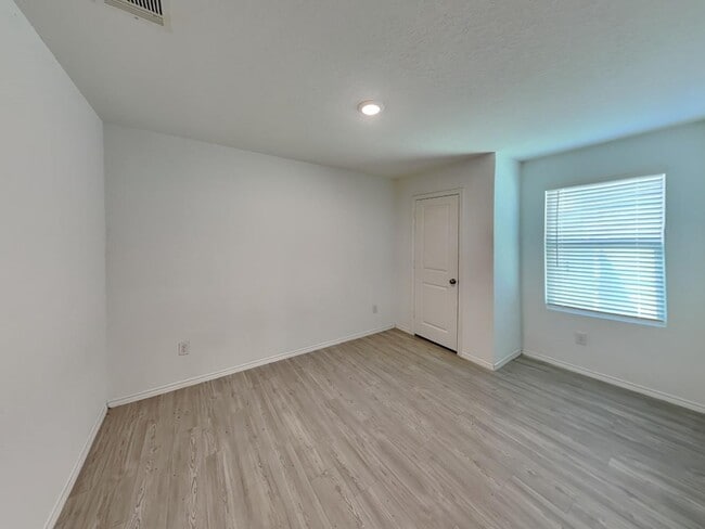 Photo - 116 Hollywood Dr