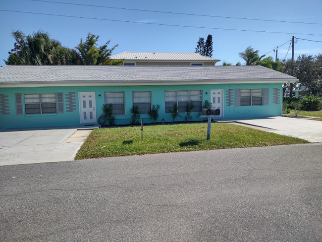 Photo - 407 S Cooper St House