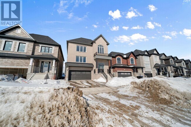 Photo - 1466 Stovell Cres