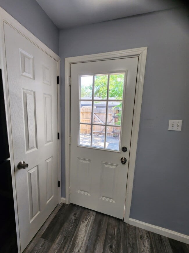 Building Photo - 2677 Gessner Rd Unit 202 Rental