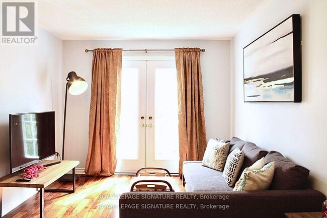 Photo - 1591 S Parade Ct